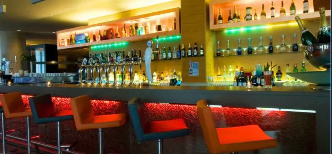 4 Corners Bar and Terrace - Hilton Dublin Kilmainham